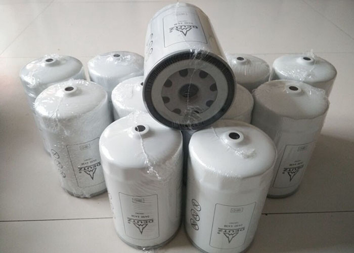 filtre à l'essence 10um industriel diesel 04504438 pour le moteur de Deutz