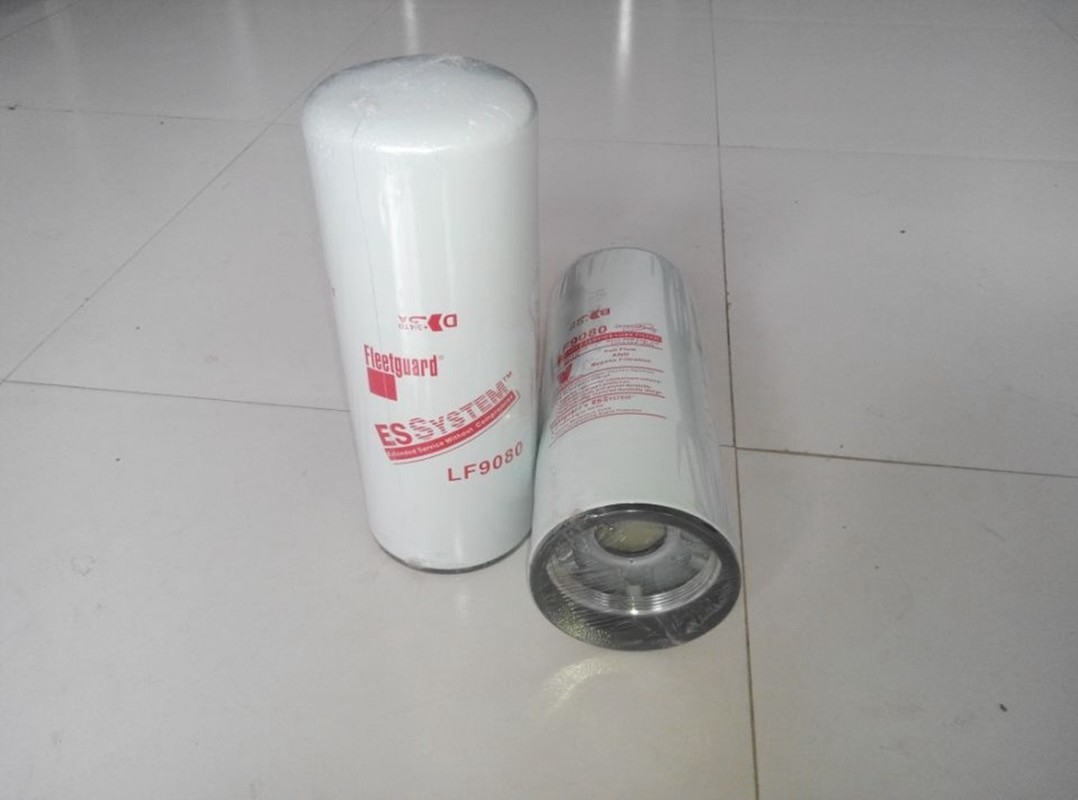 Excavatrice Oil Filtre de LF9080 Fleetguard 4331005 2882674 B222100000595