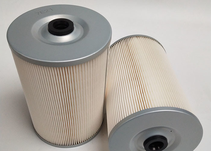 Isuzu Paper Élément de filtre à huile 1-87610059-0 pour enlèvent l'OEM d'impuretés d'huile