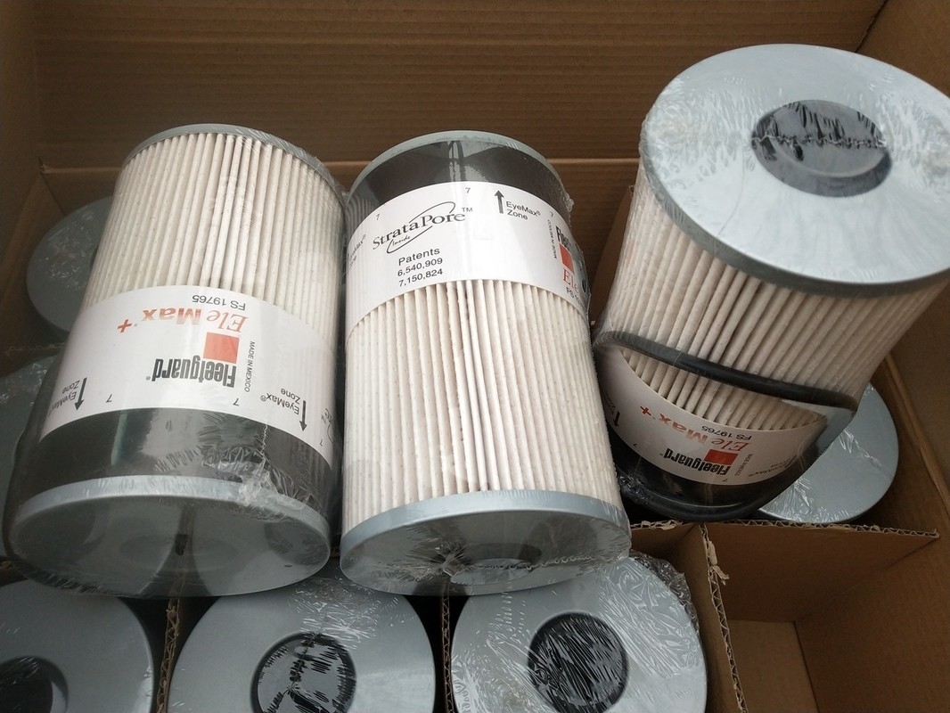 Filtre diesel de Fleetguard de fibre de verre, élément filtrant de séparateur FS19765